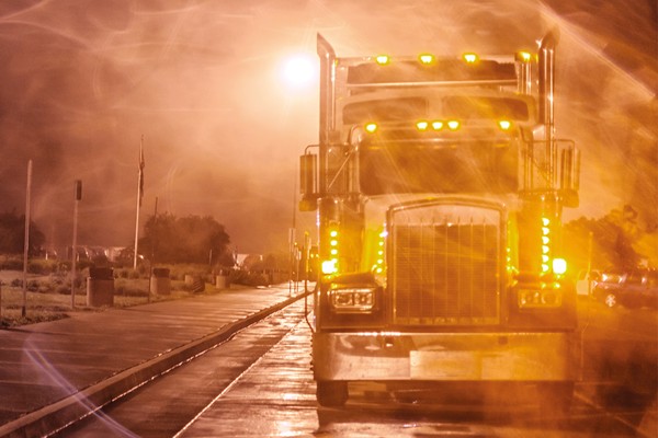 Mit funktionellen Bauelementen zur verlässlichen Entwässerung in allen Anwendungsbereichen: Von der Fußgängerzone bis zum Rollfeld